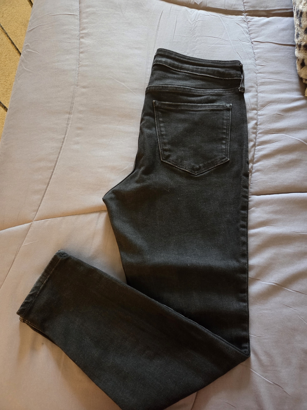 Old Navy Women's High Rise Rockstar Super Skinny Black Jeans